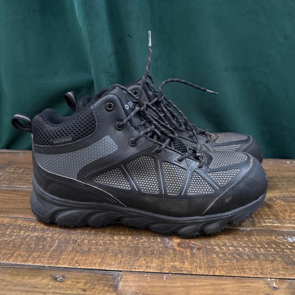 Outdoor Waterproof Hiking Boots - Black Men’s Propet Seeley Boot